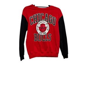 NBA Women's Chicago Bulls Logo‎ Sweatshirt Red Size XS NEW
